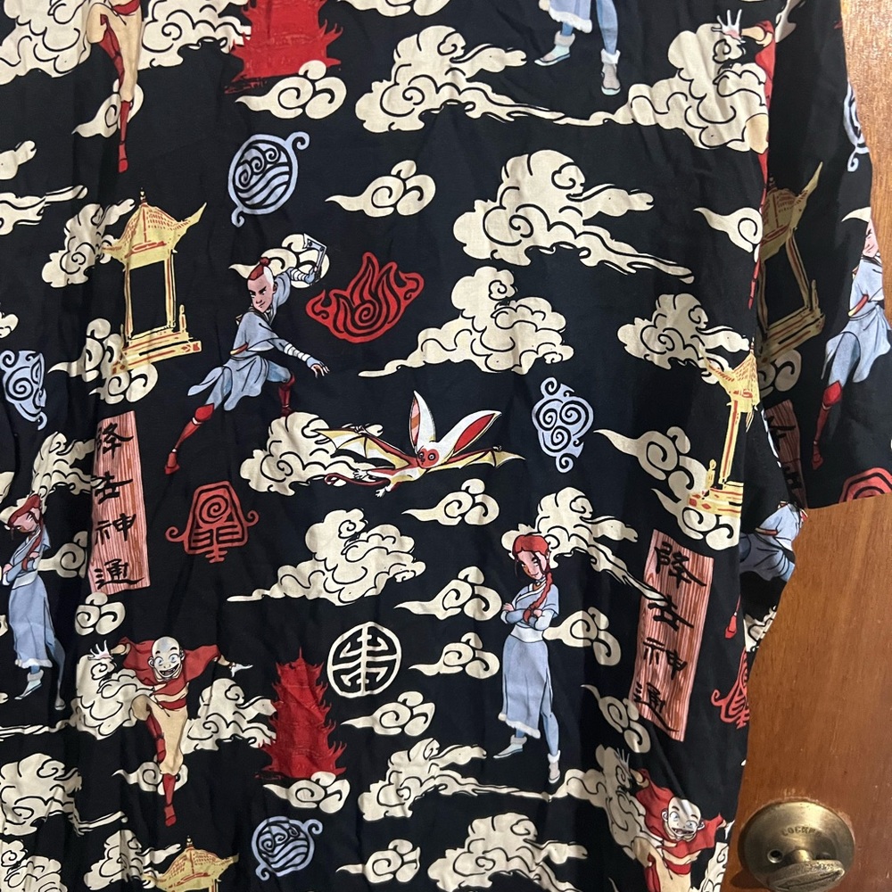 Avatar the Last Airbender Clouds Woven Button Up Shirt XL - Picture 4 of 4